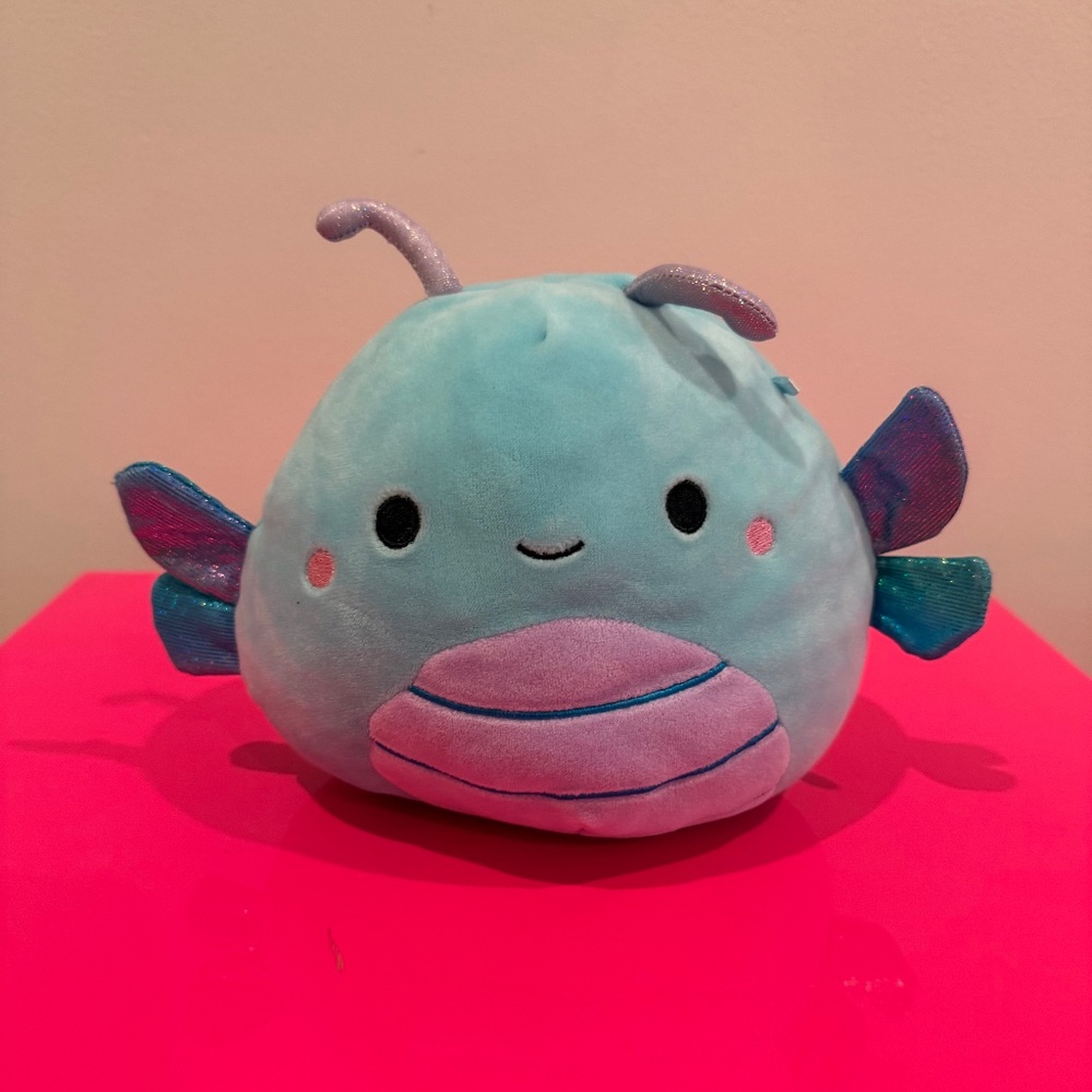 Squishmallow 8" Heather (The Dragonfly)